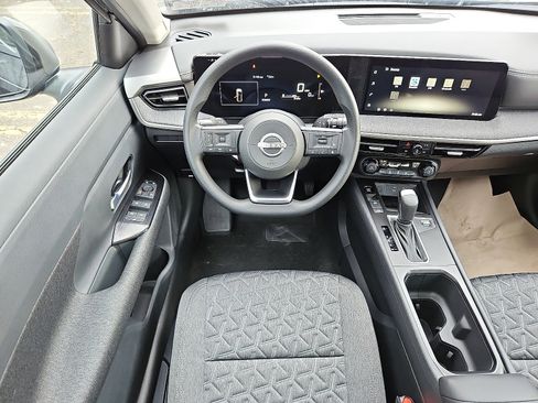 New 2026 Nissan Kicks SV image 9