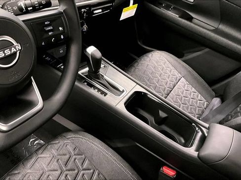 New 2026 Nissan Kicks SV w/ Cold Weather Package AWD/4WD image 9