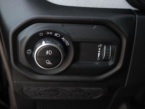 New 2025 Jeep Gladiator Sport image 45