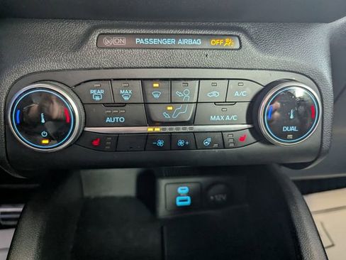 Used 2023 Ford Escape ST-Line image 23