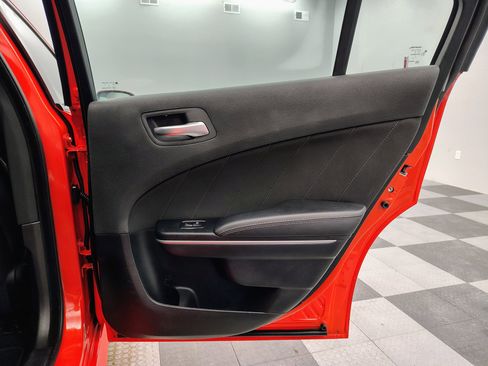 Used 2020 Dodge Charger Scat Pack w/ Driver Convenience Group image 38