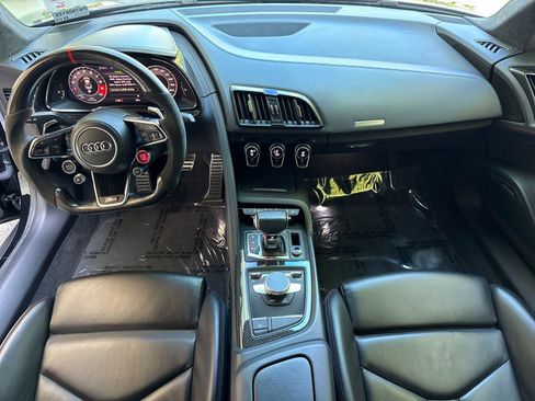 Used 2022 Audi R8 V10 w/ Premium Package RWD image 12