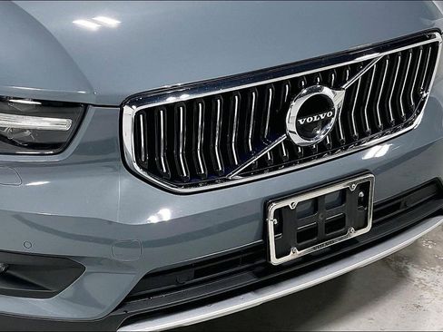 Used 2020 Volvo XC40 T5 Inscription w/ Protection Package Premier image 36