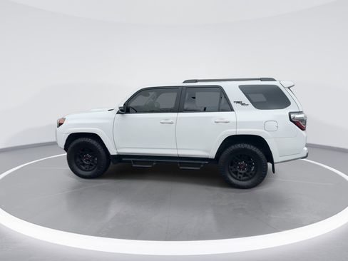 Used 2024 Toyota 4Runner TRD Off-Road Premium w/ Off Road Premium Plus Package image 6