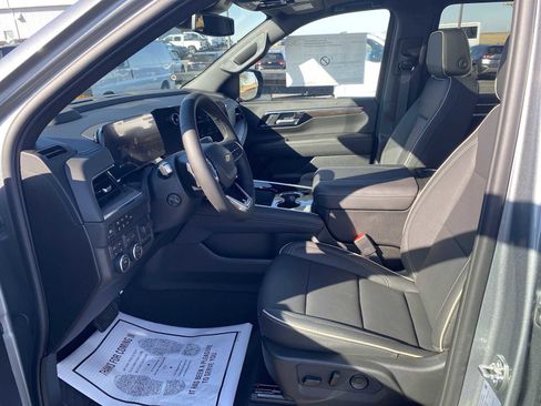 New 2026 Chevrolet Suburban Premier w/ Sun And Tow Package image 20