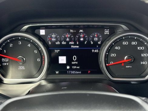 Used 2021 Chevrolet Tahoe Premier AWD/4WD image 28