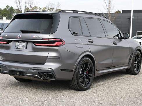 Used 2023 BMW X7 M60i w/ Executive Package image 11