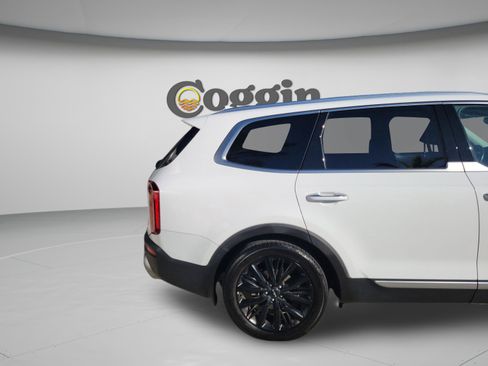 Used 2022 Kia Telluride SX w/ SX Prestige Package AWD/4WD image 32