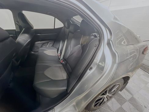 Used 2024 Toyota Camry SE image 28