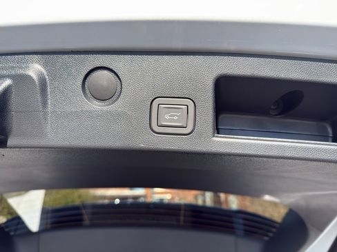 New 2026 Chevrolet Equinox LT w/ Convenience Package II image 20