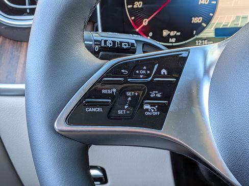 Used 2026 Mercedes-Benz GLC 300 image 19