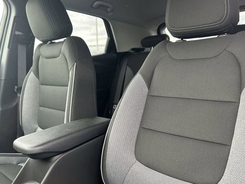 New 2025 Chevrolet TrailBlazer LT w/ Convenience Package image 18