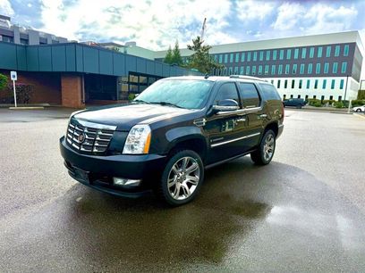 Used 2007 Cadillac Escalade AWD w/ Information Package