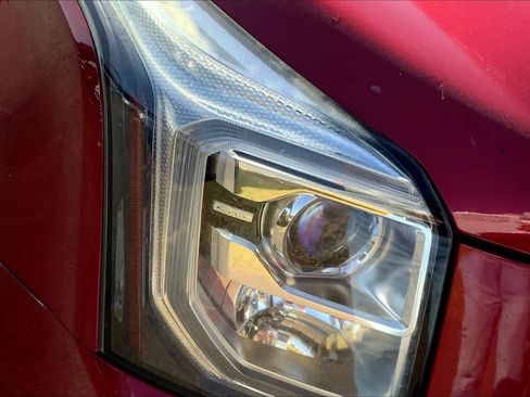 Used 2015 GMC Yukon SLT w/ HD Trailering Package image 27