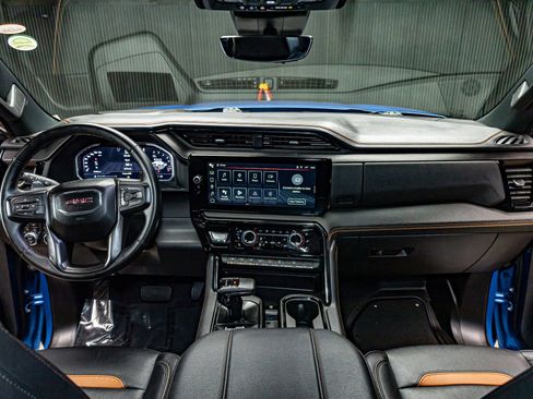 Used 2024 GMC Sierra 1500 AT4 w/ Technology Package image 14