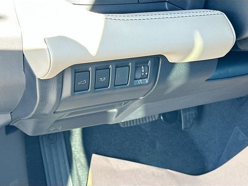 New 2026 Subaru Ascent Limited AWD/4WD image 14