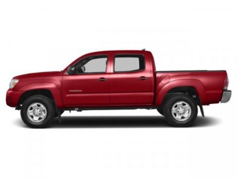 Used 2015 Toyota Tacoma PreRunner w/ TRD Off-Road Package image 4
