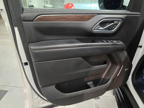 Used 2021 Chevrolet Tahoe High Country AWD/4WD image 15