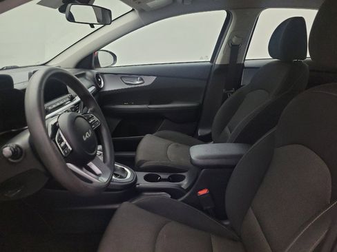 Used 2023 Kia Forte LXS FWD image 17