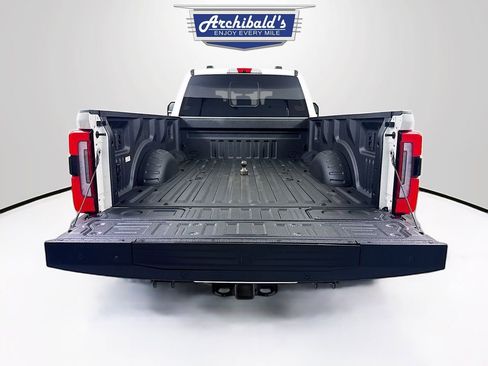 Used 2024 Ford F450 Platinum w/ FX4 Off-Road Package AWD/4WD image 23