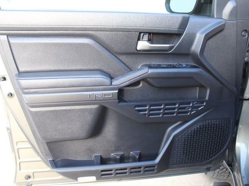 Used 2025 Toyota Tacoma TRD Off-Road w/ TRD Off Road Upgrade Package image 14