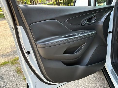 Used 2018 Buick Encore Essence w/ Experience Buick Package AWD/4WD image 21