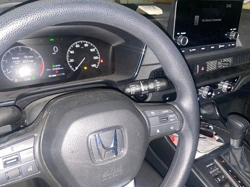 Used 2024 Honda CR-V EX image 5