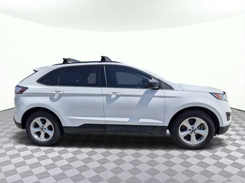 Used 2018 Ford Edge SE AWD/4WD image 3