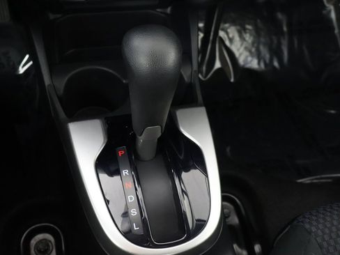 Used 2020 Honda Fit LX image 41