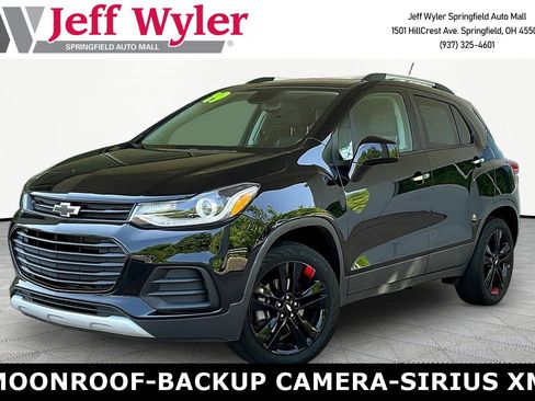 Used 2019 Chevrolet Trax LT w/ Sun & Sound Package AWD/4WD image 1