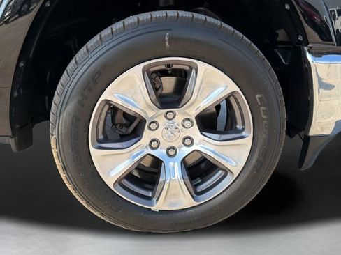 Used 2022 RAM 1500 Laramie image 9