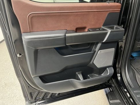 Used 2023 Ford F150 Lariat w/ Equipment Group 502A High image 45