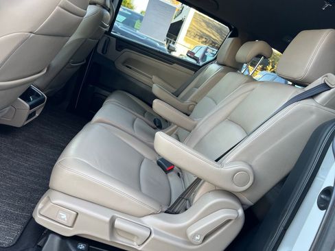 Used 2022 Honda Odyssey Touring image 48