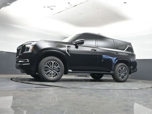 New 2026 Nissan Armada Platinum image 28