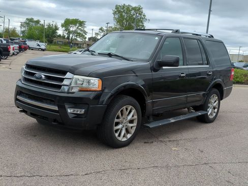Used 2015 Ford Expedition Limited w/ Equipment Group 301A AWD/4WD image 4