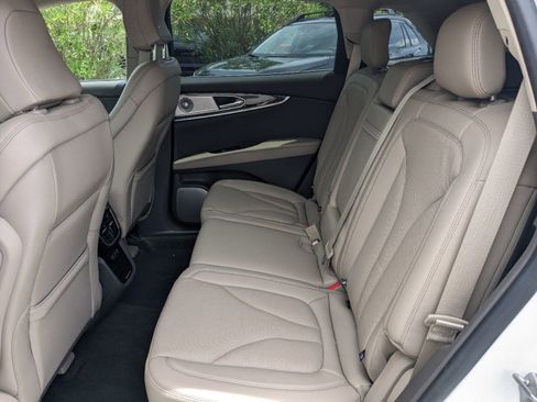 Certified 2023 Lincoln Nautilus Reserve w/ Equipment Group 202A image 16