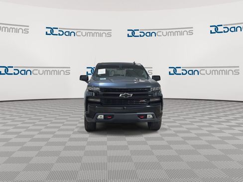 Used 2020 Chevrolet Silverado 1500 LT Trail Boss w/ Convenience Package AWD/4WD image 3