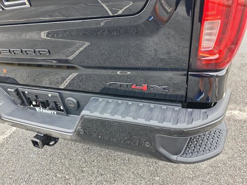 New 2026 GMC Sierra 1500 AT4X w/ LPO, Black Badging Package AWD/4WD image 4