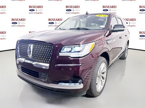 New 2024 Lincoln Navigator L Reserve image 3