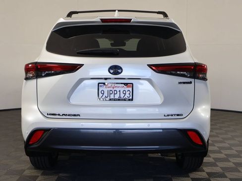 Used 2023 Toyota Highlander Limited AWD/4WD image 5