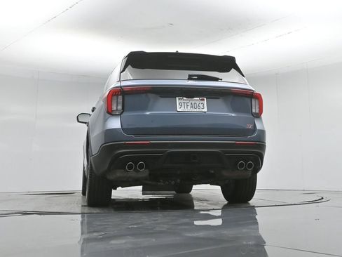 Certified 2025 Ford Explorer ST w/ Sun And Sound Package AWD/4WD image 55