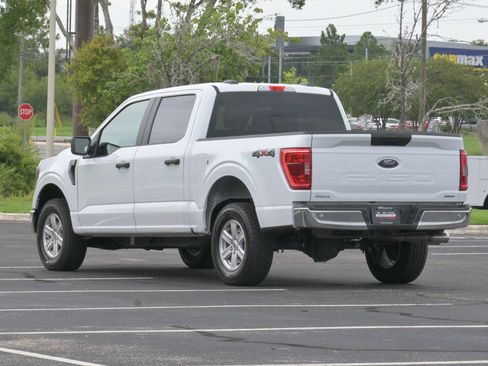 Used 2023 Ford F150 XLT AWD/4WD image 3