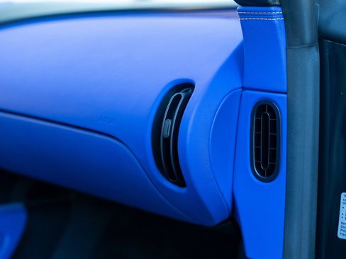 Used 2020 Bugatti Chiron image 48