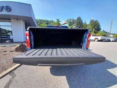 Used 2024 Chevrolet Silverado 1500 LT AWD/4WD image 47