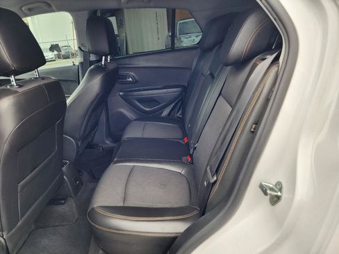 Used 2018 Chevrolet Trax LT w/ Driver Confidence Package FWD image 22