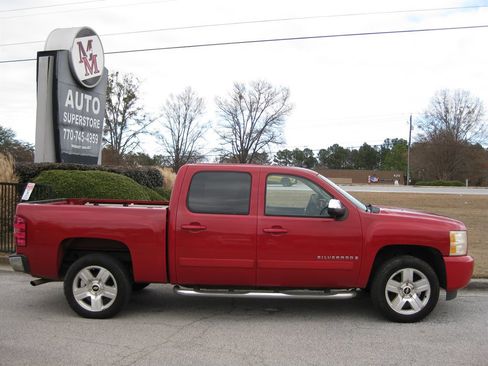 Used 2008 Chevrolet Silverado 1500 LT w/ Texas Edition image 8