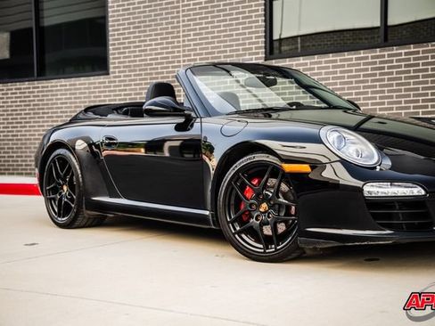 Used 2009 Porsche 911 Carrera S RWD image 36