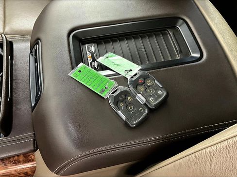 Used 2017 Chevrolet Tahoe Premier image 37