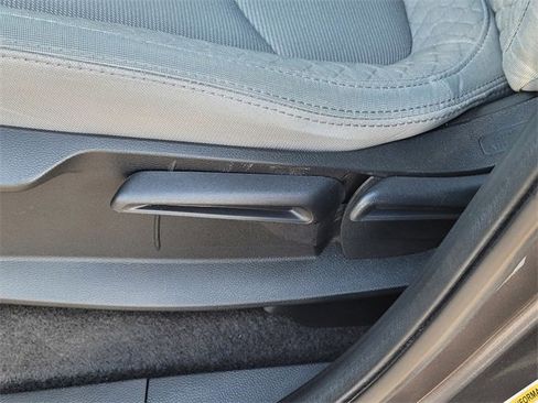 Used 2023 Honda Pilot LX image 14