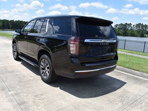 Used 2022 Chevrolet Tahoe LT w/ Luxury Package RWD image 8